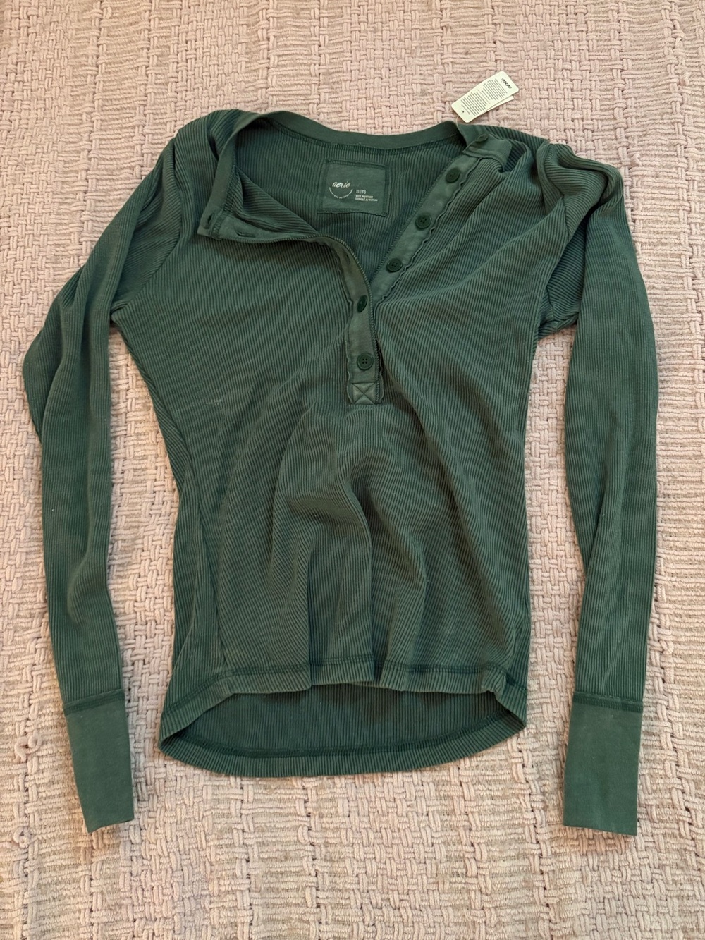 Brand new aerie green Henley